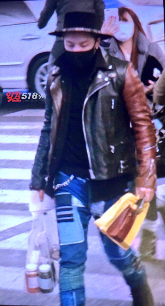 Taeyang back in Seoul from Shanghai 2015-01-25 - 14.jpg