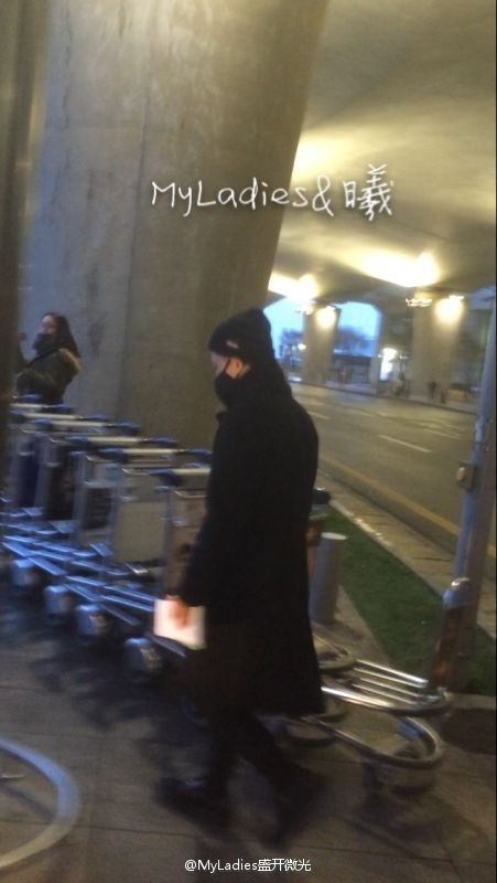 Tae Yang - Incheon Airport - 22feb2015 - MyLadies???? - 06.jpg