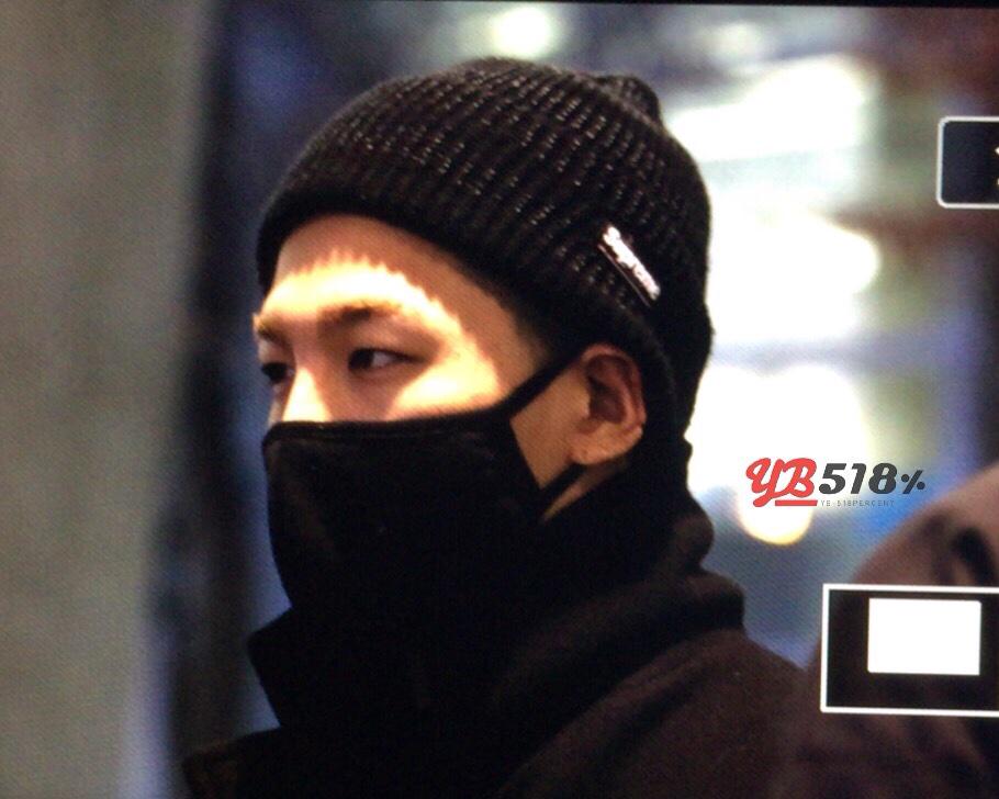 Tae Yang - Incheon Airport - 22feb2015 - YB 518% - 02.jpg