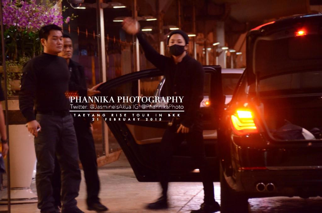 Taeyang leaving Bangkok 2015-02-22 - by JasmineisAkua 03.jpg