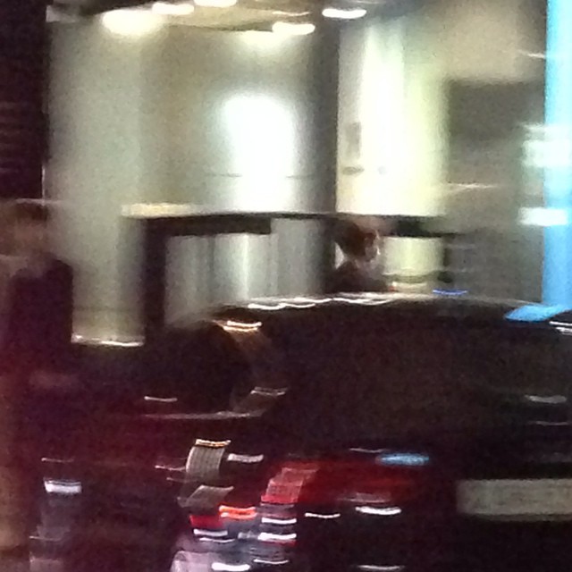 TOP arriving at YG 2
