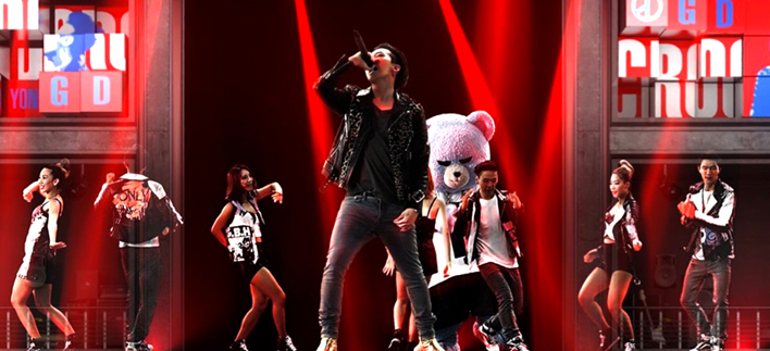 G-Dragon KLive Hologram Concert 2015 010.jpg