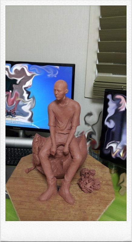 G-Dragon Doll process 03.jpg