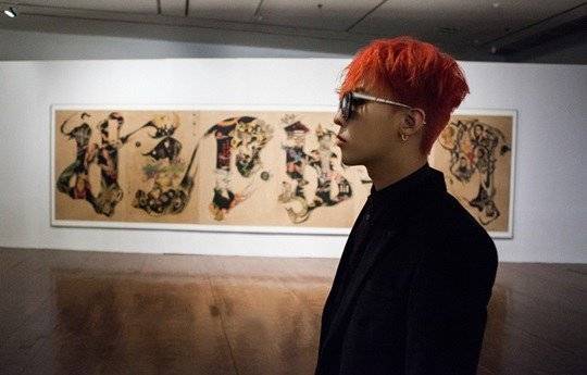 G-Dragon 1433787957 af org