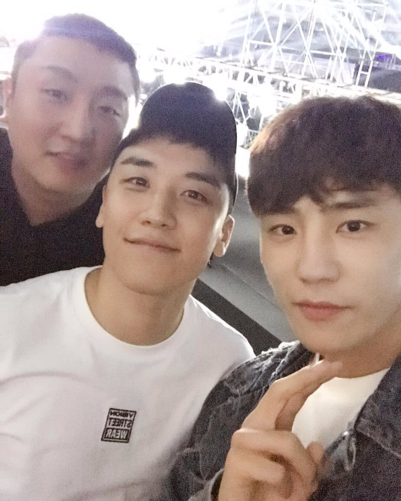 Seungri various Instagram Updates 2017-09-22 (7)