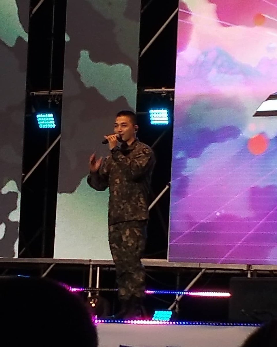 Taeyang on Music Tank 2019-09-24 (4)