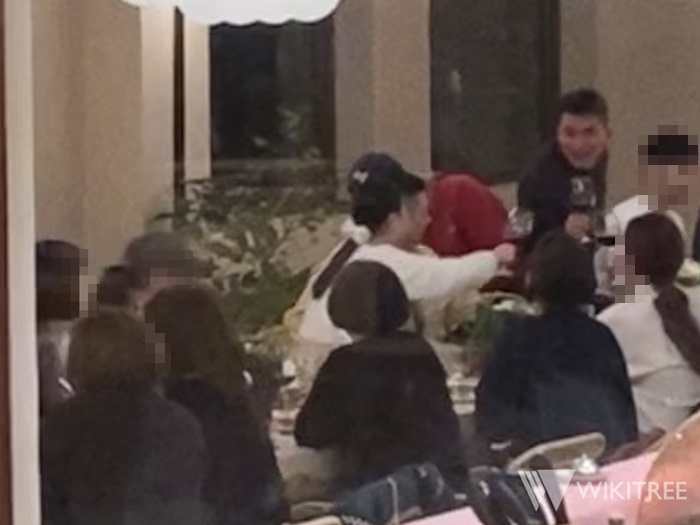 article-bigbang-s-taeyang-g-dragon-and-daesung-were-spotted-with-friends-celebrating-their-discharge-2019-11-11