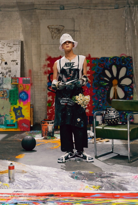 schedule-g-dragon-to-attend-special-release-event-with-800-participants-for-peaceminusone-x-nike-air-force-1-paranoise-on-nov-23rd-2019-7pm