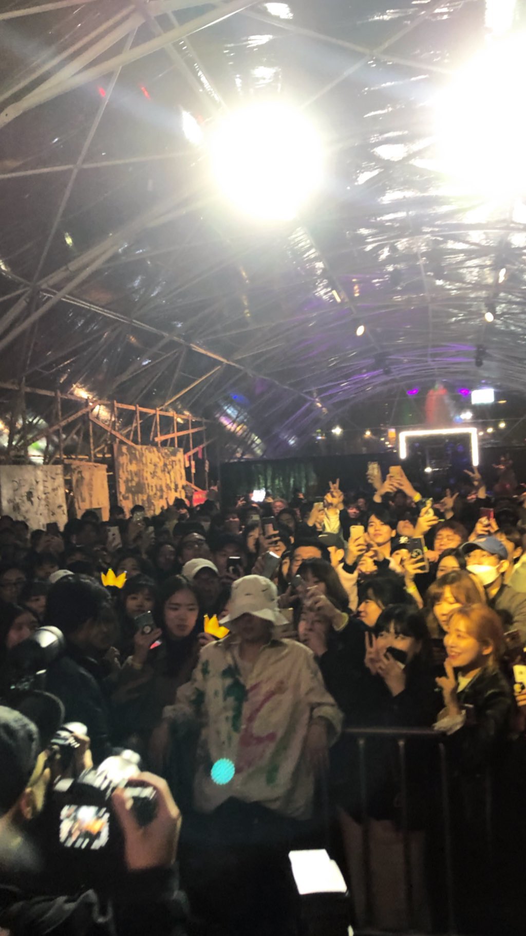 social-media-more-fakesickness-instagram-and-stories-update-with-g-dragon-2019-11-25