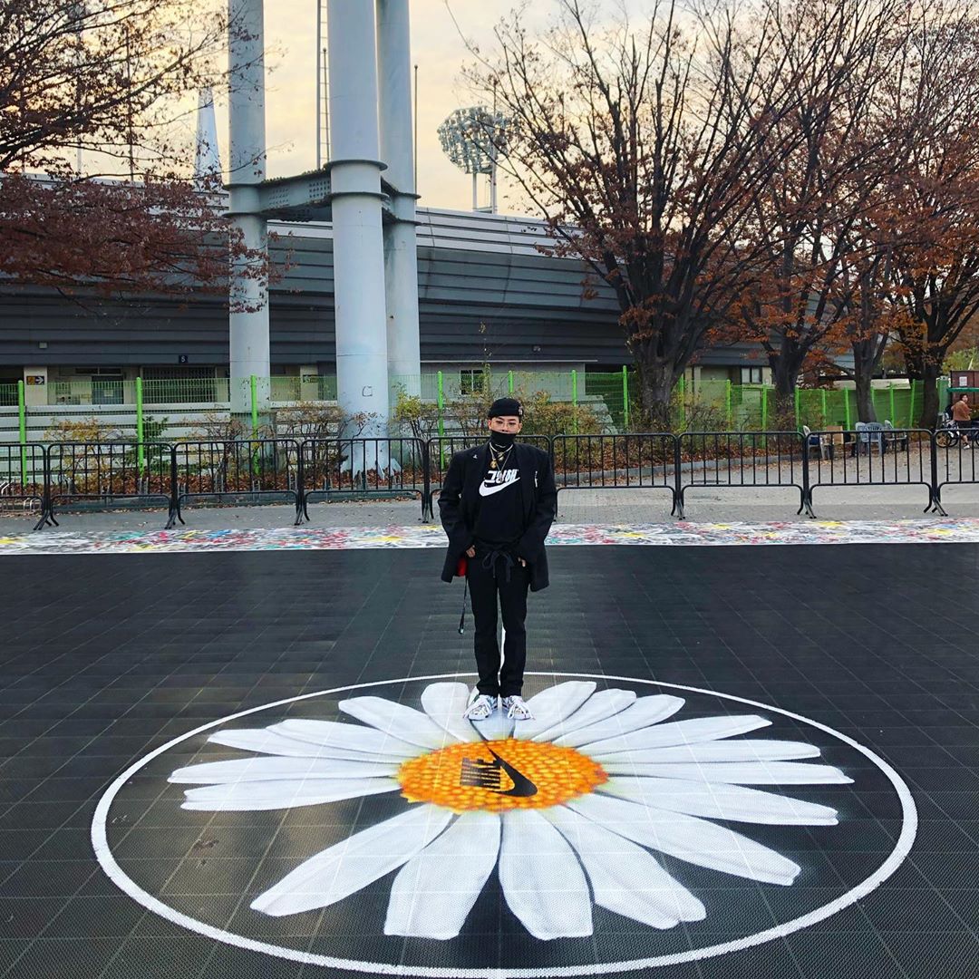 social-media-more-fakesickness-instagram-and-stories-update-with-g-dragon-2019-11-25