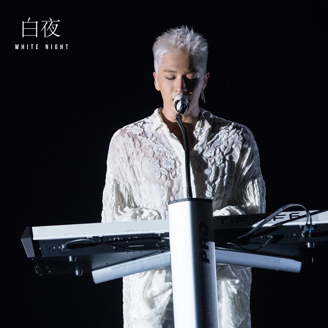태양 다큐멘터리 白夜 | WHITE NIGHT [태양이 지지 않는 밤] “가수 태양의 모습보다 인간 동영배의 모습을 마주할 수 있는 215일간의 기록”총 8화로 제작된 白夜 | WHITE NIGHT [태양이 지지 않는 밤]은 태양의 생일을 기념하여 2020년 5월 18일부터 4주에 걸쳐 공개된다. [상세 정보]2020년 5월 18일부터 4주간 매주 월요일과 목요일 오후 7시(KST) 유튜브 공개 (영문)TAEYANG’S DOCUMENTARY 白夜 | WHITE NIGHT [태양이 지지 않는 밤] “A record of 215 days, shining light on DONG YOUNGBAE up close and personal, rather than him on stage as TAEYANG the artist.The first episode will be released on May 18th, 2020 in celebration of TAEYANG’s birthday. A total of 8 episodes will be released over 4 weeks. [INFO]YOUTUBE RELEASE: Starting from 2020.05.18, every Monday and Thursday 7PM(KST) over 4 weeks.☀️ www.youtube.com/YGTAEYANG☀️ www.youtube.com/BIGBANG#TAEYANG #태양 #DOCUMENTARY #白夜 #WHITENIGHT #백야 #태양이지지않는밤 #20200518_7PM #RELEASE #YG