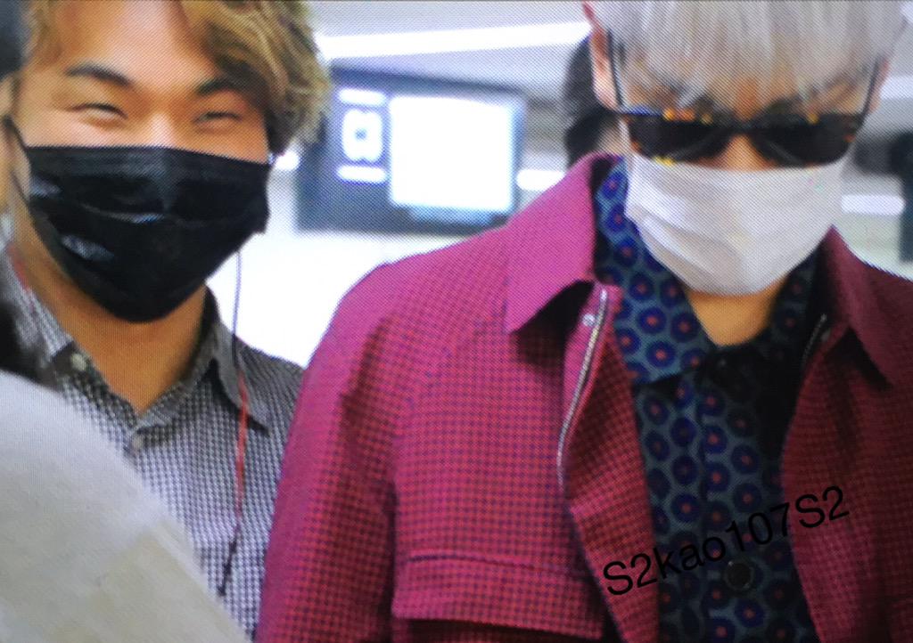 BIGBANG_Departing_Seoul_to_Osaka_2015-08-21_by_S2kao107S2_4.jpg