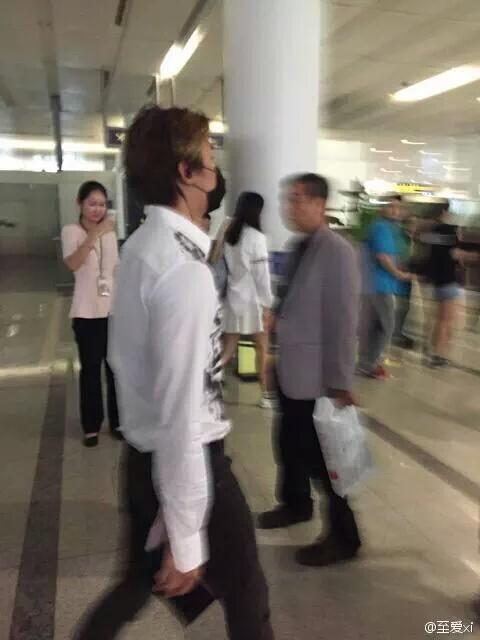 BIGBANG_GDTOPDAE_arrival_Hangzhou_2015-08-25_102.jpg