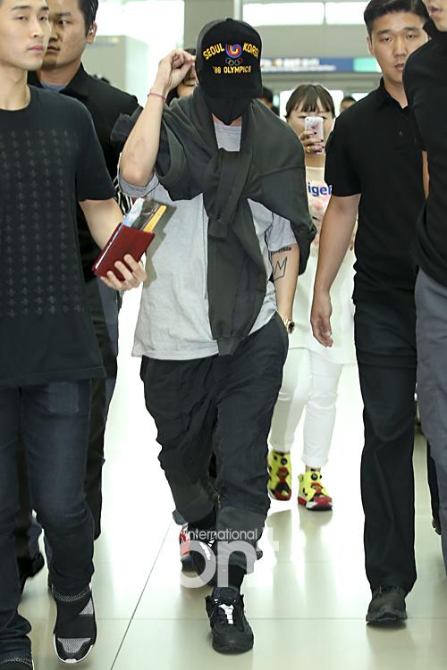 BIGBANG_GDTOPDAE_departure_Seoul_to_Hangzhou_Press_2015-08-25_024.jpg