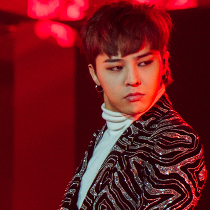 BIGBANG_GDragon_Kpop2015_Live3_410.png