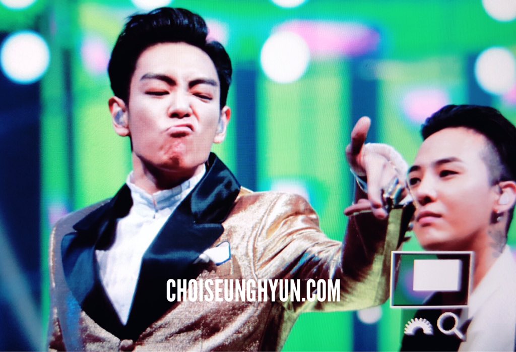 BIGBANG_Hunan_TV_2015-12-31_by_Choidot_3.jpg