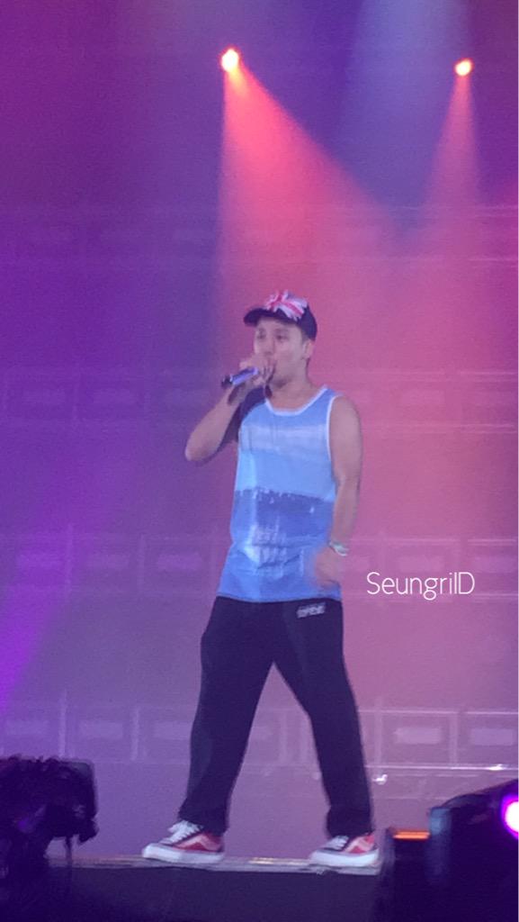 BIGBANG_Jakarta_SoundCheck_by_SeungriID_Twitter_2015-08-01_1.jpg