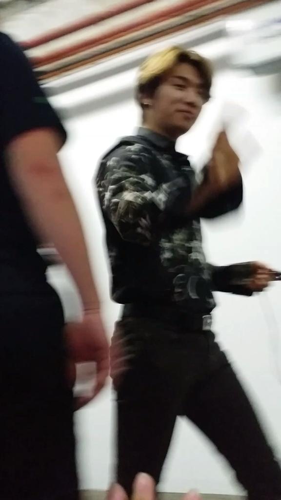 BIGBANG_MADE_in_Malaysia_Day_2_2015-07-25_SEND-OFF_004.jpg
