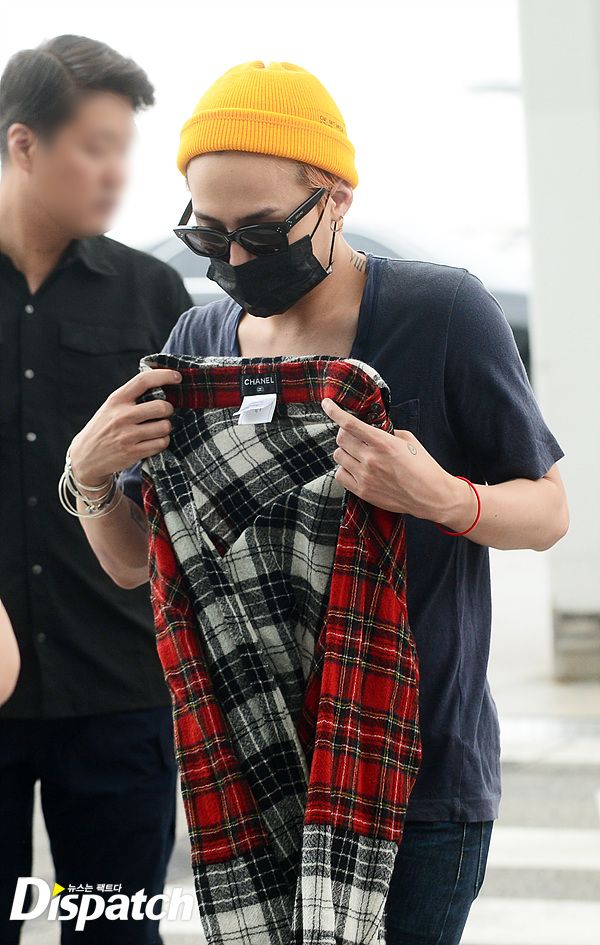BIGBANG_Seoul_ICN_to_Manila_2015-07-30_Press_005.jpg