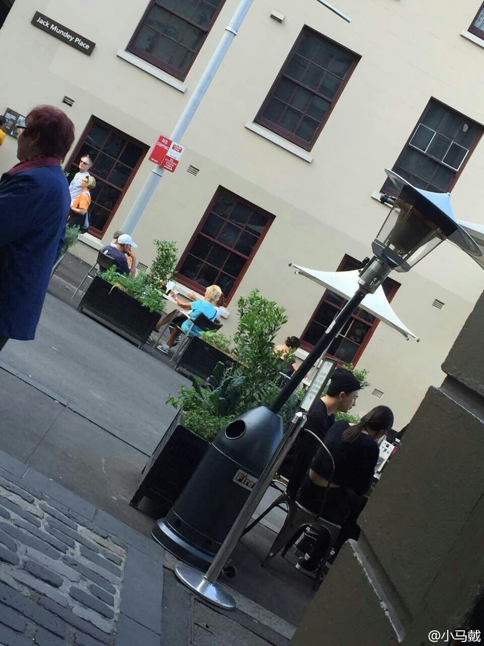BIGBANG_YB_Min_Hyorin_Sydney_2015-10-19_3.jpg