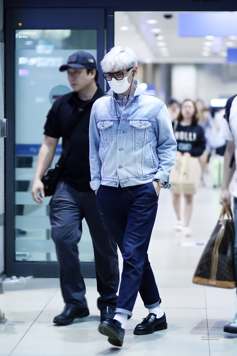 BIGBANG_arrival_Seoul_from_Chengdu_-_by_avril_gdtop_2015-08-15_5.jpg