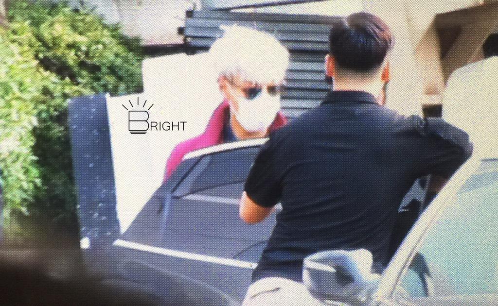BIGBANG_leaving_Inkigayo_2015-08-23_3.jpg