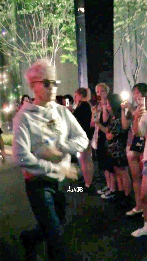 BIGBANG_leaving_SBS_Inkigayo_2015-08-06_7.jpg
