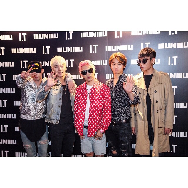 Big_Bang_-_MUNMU_X_I.T_Party_-_12jun2105_-_ithk_-_01.jpg