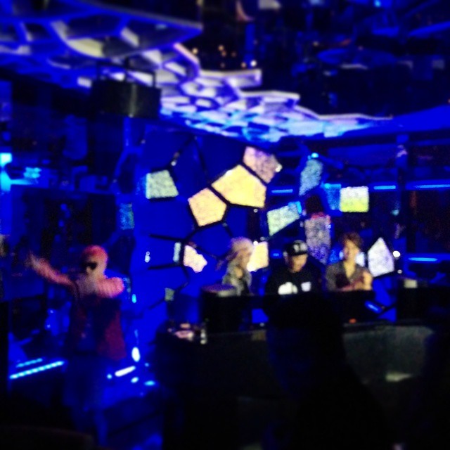 Big_Bang_-_MUNMU_X_I.T_Party_-_12jun2105_-_thisispen_-_01.jpg