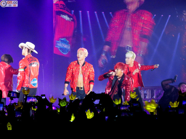 Big_Bang_-_Made_Tour_2015_-_Hong_Kong_-_12jun2015_-_on.cc_-_21.jpg