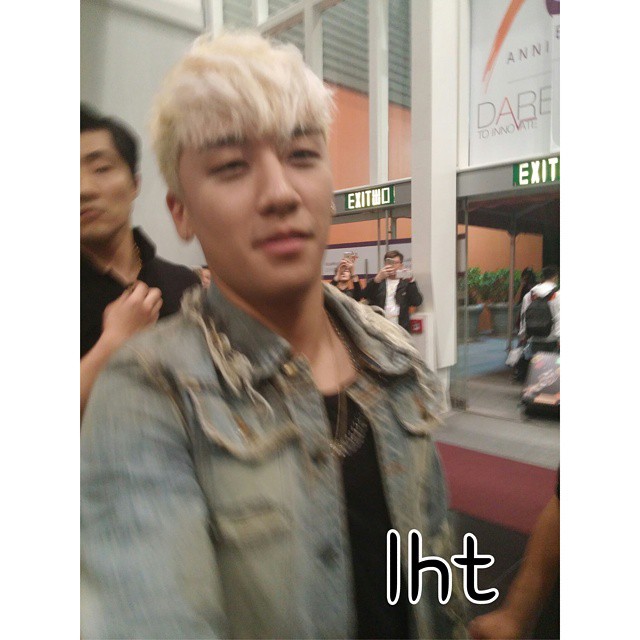 Big_Bang_-_Made_Tour_2015_-_Hong_Kong_-_Send-Off_-_12jun2015_-_hoitungl___1214_-_01.jpg