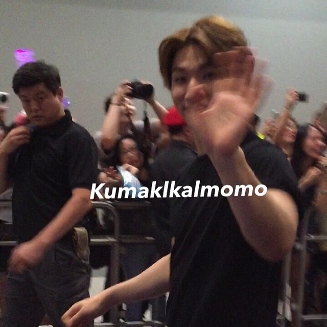 Big_Bang_-_Made_Tour_2015_-_Hong_Kong_-_Send-Off_-_13jun2015_-_kumaklkalmomo_-_01.jpg