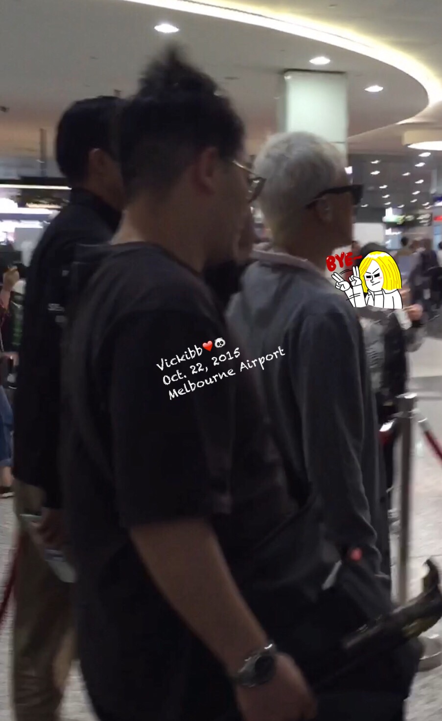 Big_Bang_-_Melbourne_Airport_-_22oct2015_-_vickibblee_-_01.jpg