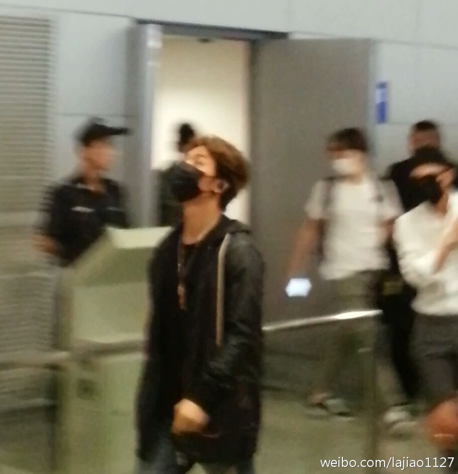 Big_Bang_-_Shanghai_Airport_-_19jun2015_-_lajiao1127_-_04.jpg