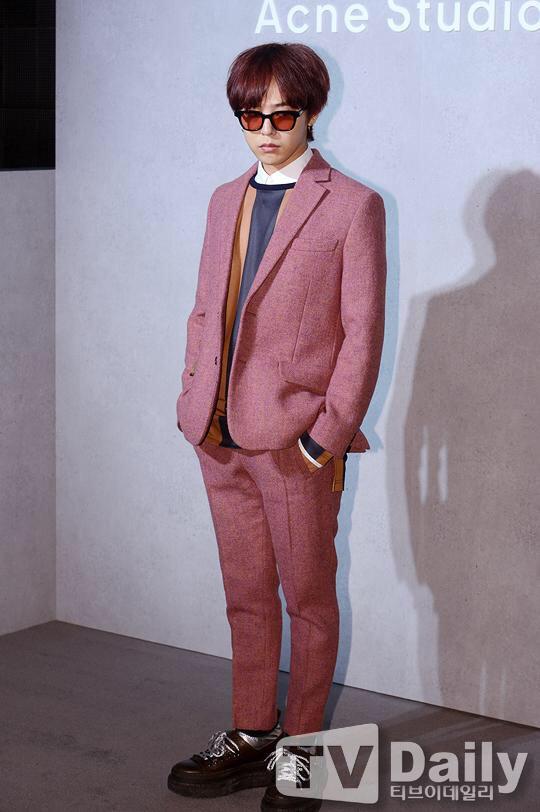 G-Dragon_Acne_Studio_Opening_2015-09-18_50.jpg