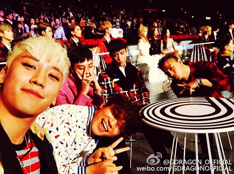 G-Dragon_Weibo_Updates_2015-12-0203_2.jpg
