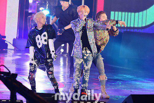 GDxTaeyang_Infinity_Challenge_Festival_2015-08-13_17.jpg