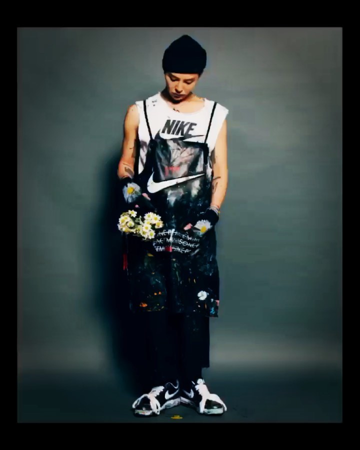 ▶ #παράνɔ̀ισε