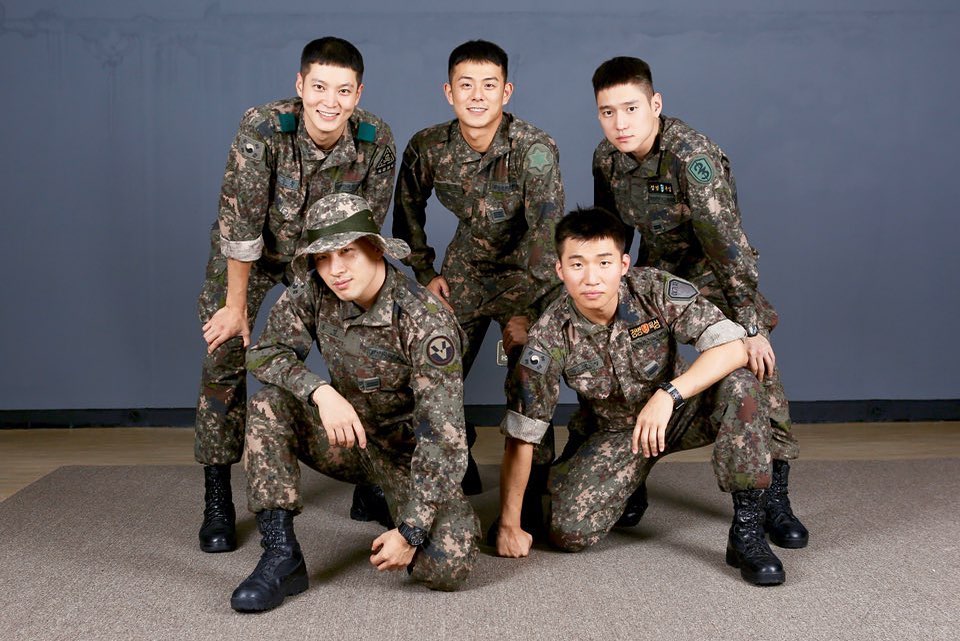 ⭐️⭐️⭐️⭐️⭐️ #TBT #군뱅 #흐르는강물을거꾸로거슬러오르는연어들