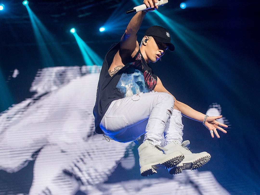 Taeyang Instagram Oct 22, 2017 6:51pm