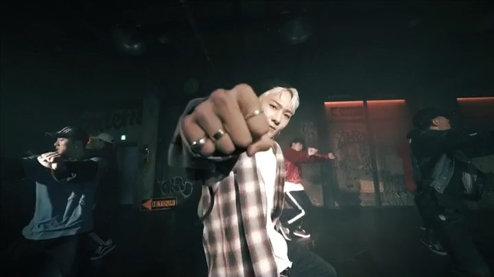 @x_academy_official #ygx #아카데미엑스 @_dong_ii #아이콘 드디어 YGX 프로젝트 아카데미 엑스가 곧 공개됩니다.