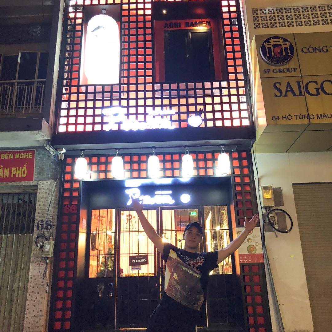 ?아오리라멘 44호점 베트남 호치민에 오픈했습니다?아오리라멘 44호점, 해외7호점 지점이 지난 8월 5일에 오픈하였습니다. 아오리 라멘 44호점 해외7호점 호치민점은 호치민 내 가장 번화한 지역인 CBD-1st 내에 위치 해 있습니다. 아오리라멘 호치민점은 No.66 Ho Tung Mau Street, Ben Nghe Ward, 1st District, Ho Chi Minh city, Viet Nam에서 즐기실 수 있습니다.@Aoriramen.vietnam ⠀⠀⠀⠀⠀⠀⠀⠀⠀⠀⠀⠀⠀⠀The 2nd Aori Ramen Viet Nam has opened in Ho Chi Minh city on 05th August.⠀⠀⠀⠀⠀⠀⠀⠀⠀⠀⠀⠀⠀⠀Aori Ramen can be found at the CBD- 1st District of the biggest city in Viet Nam.⠀⠀⠀⠀⠀⠀⠀⠀⠀⠀⠀⠀⠀⠀Ho Chi Minh city is extremely crowded, and it is seemed that never sleeps. Since this is a gathering place for many people with different culture throughout the country, the life-style here is always filled with interesting and new things. ⠀⠀⠀⠀⠀⠀⠀⠀⠀⠀⠀⠀⠀⠀Enjoy Aori Ramen at No.66 Ho Tung Mau Street, Ben Nghe Ward, 1st District, Ho Chi Minh city, Viet Nam.@Aoriramen.vietnam