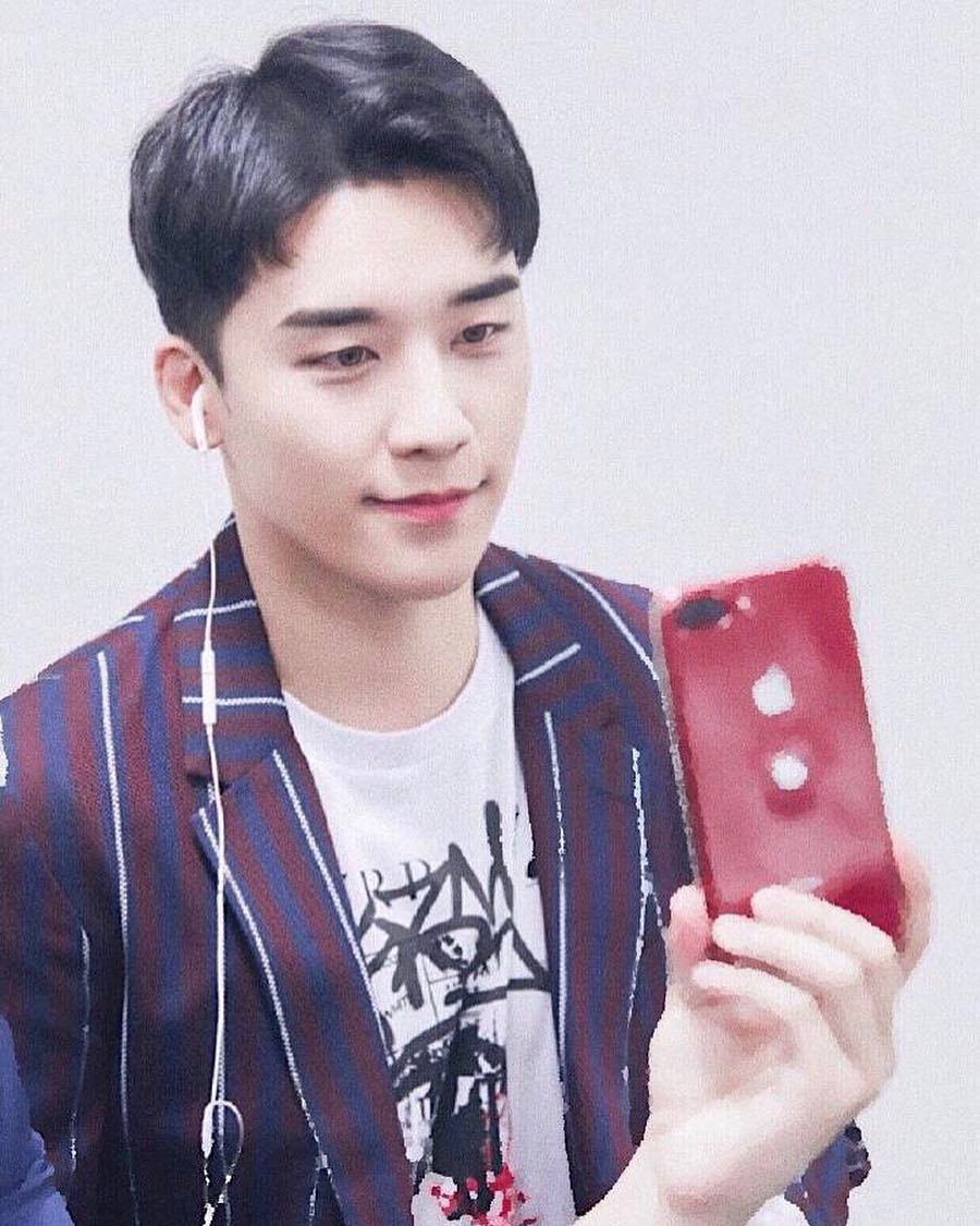 See u at the show #thegreatseungritour2019live #hongkong #manila #singapore #tokyo #osaka #seoul #manymorecomingsoon