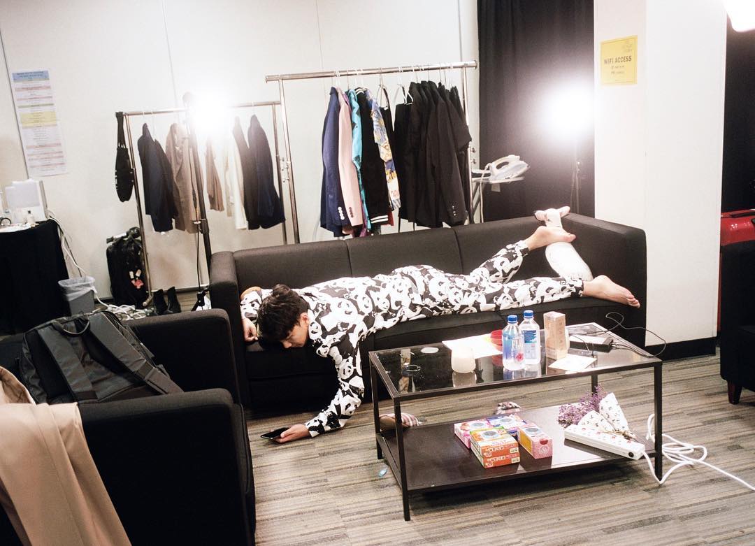 시끌벅적했던 대기실이 그립다 #thegreatseungritour2019live #tokyo #東京 #大阪 #osaka #seoul #서울 #singapore and more