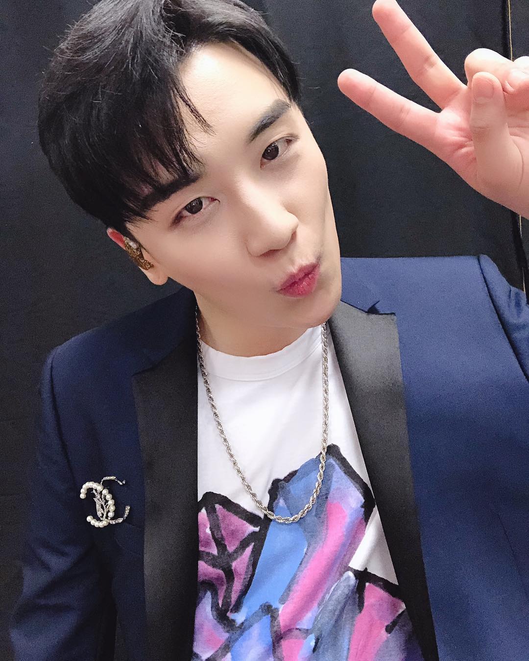 We gon rock ! In manila see u at the show thegreatseungritour2019live #manila #tokyo #osaka #seoul #singapore