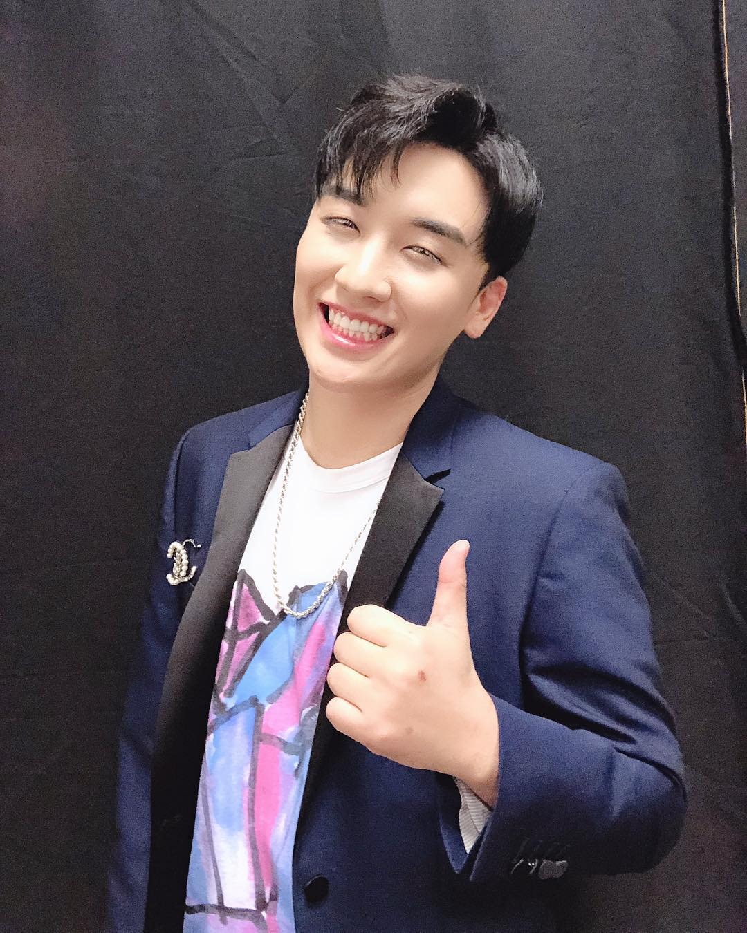 We gon rock ! In manila see u at the show thegreatseungritour2019live #manila #tokyo #osaka #seoul #singapore