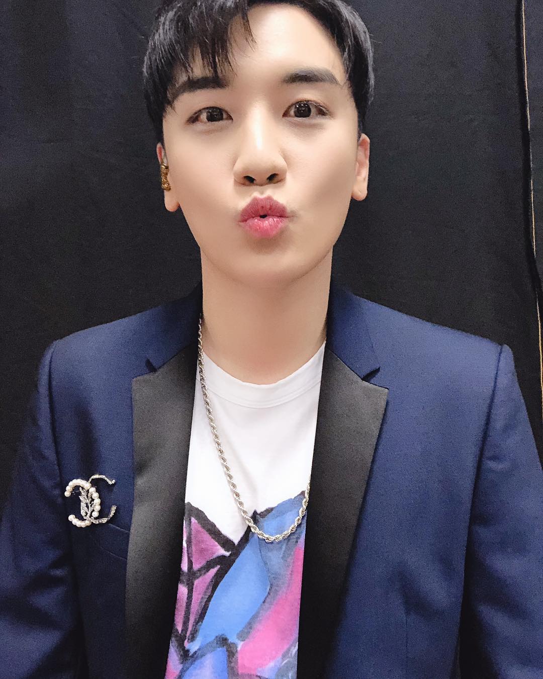 We gon rock ! In manila see u at the show thegreatseungritour2019live #manila #tokyo #osaka #seoul #singapore