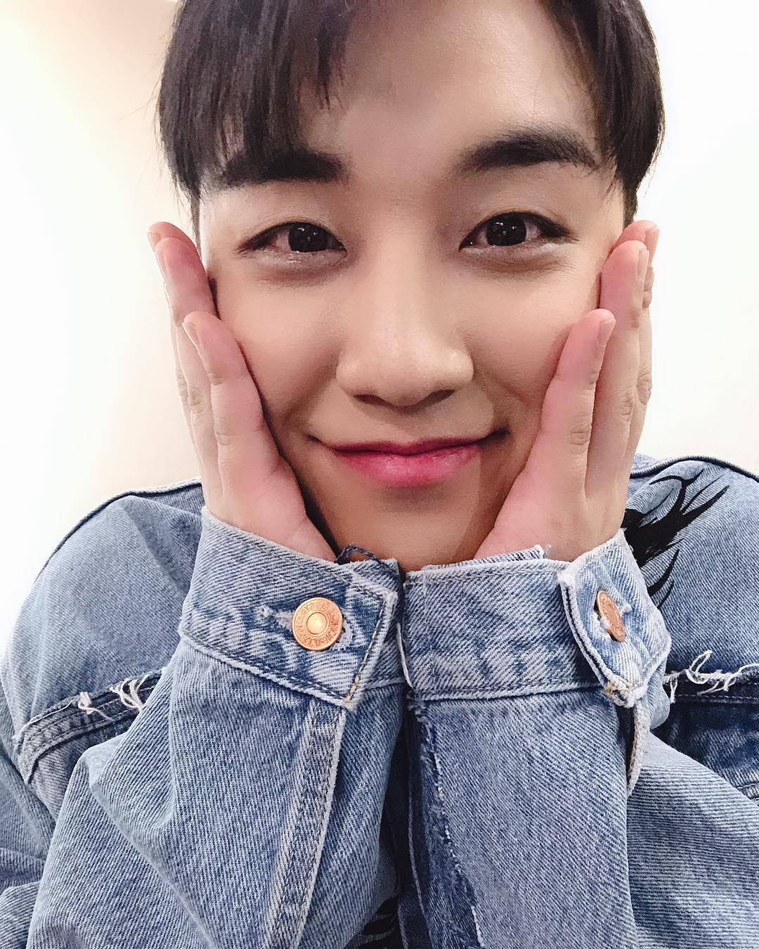 #thegreatseungritour2019live 이제 얼마 남지 않았어요 ㅎ #서울 #seoul #東京 #tokyo #大阪 Osaka #singapore And more