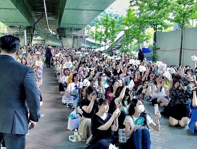 Even though I am not proud of myself, I would like to express my deepest gratitude to all the fans who made time and efforts to share this moment with me.I will make sure to reflect on my self and repay the hurts and disappointments I caused to you.Again, thank youUntil I see you again.. love, T.O.P.