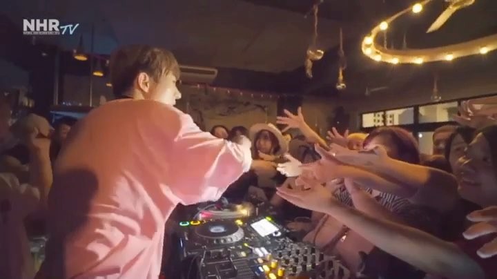 Seungri Instagram Aug 19, 2017 12:59pm #nhrtv #5 ' 오키나와 아리가또 ' @naturalhighrecord @djglory @tpa_official video by @102_bricks